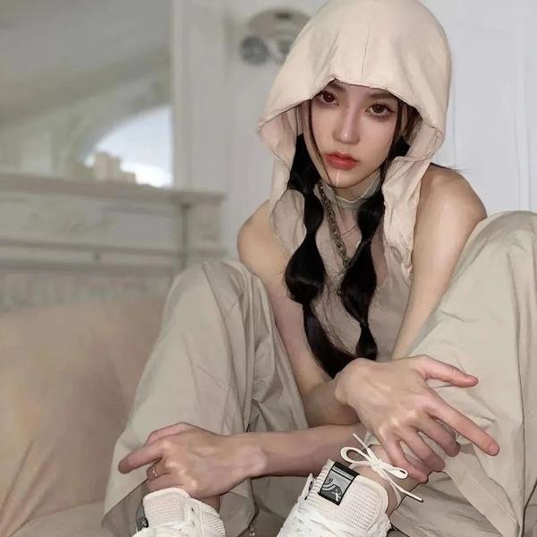 地球之极·侣行第十季封面